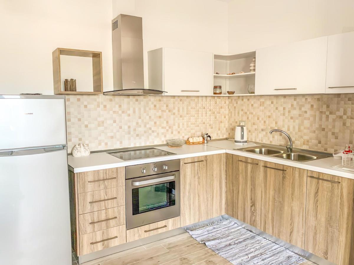 Aqua Holiday Apartments Vlore Exterior photo