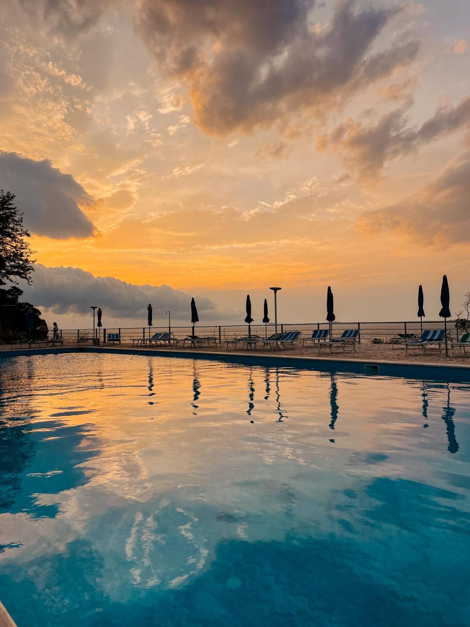 Aqua Holiday Apartments Vlore Exterior photo