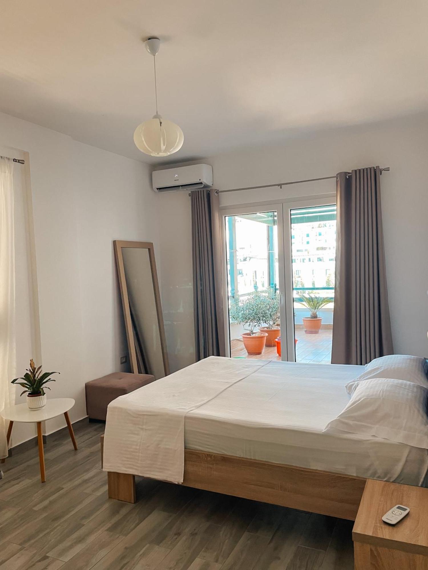 Aqua Holiday Apartments Vlore Exterior photo