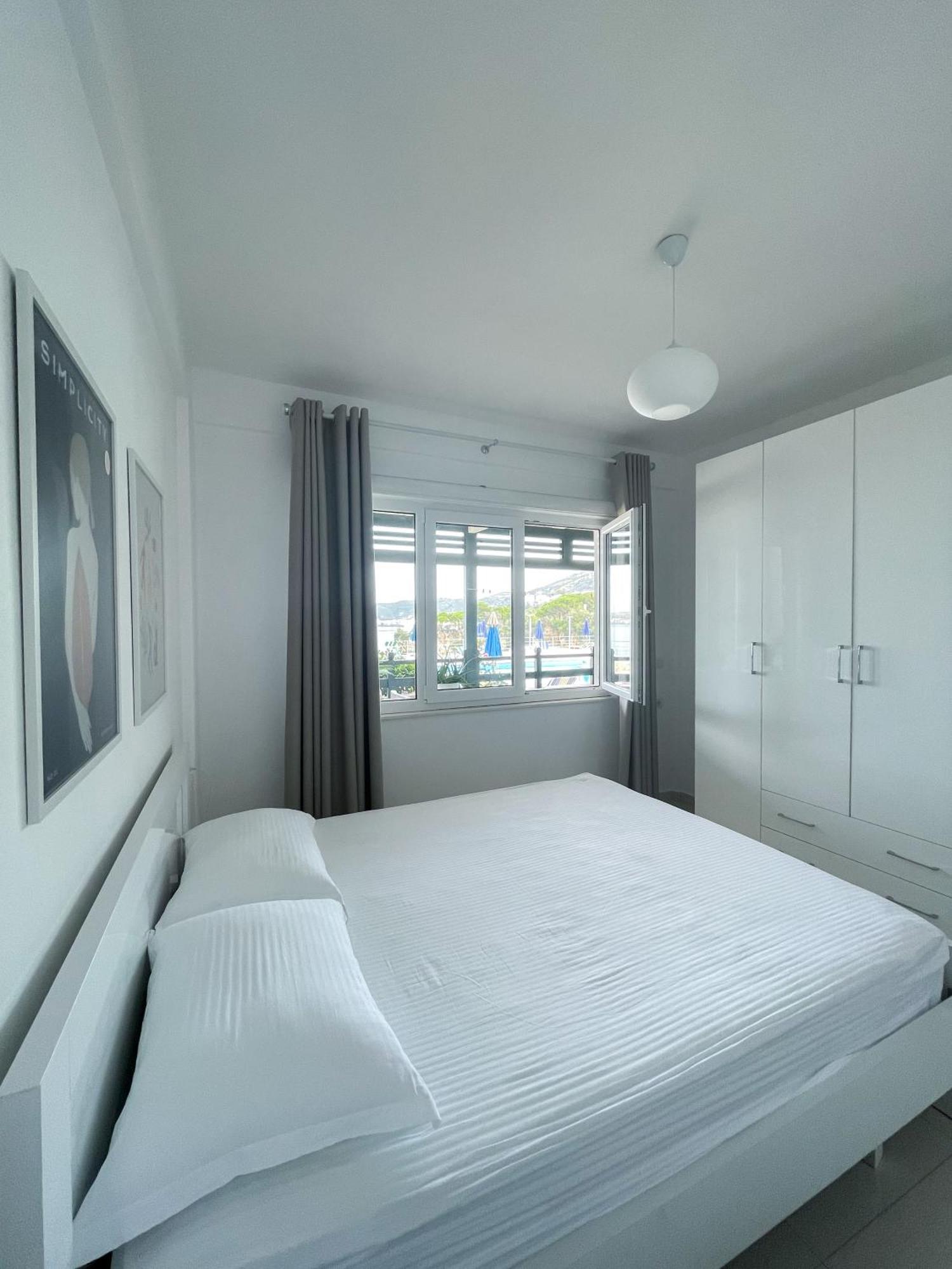Aqua Holiday Apartments Vlore Room photo